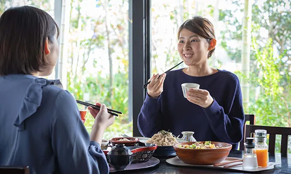 柚木の郷 食事処