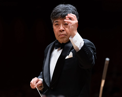 指揮者 高関健(首席指揮者)