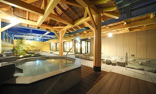 万葉の湯 露天風呂