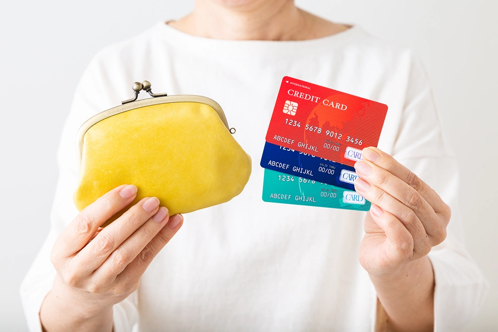 カードローンとキャッシングの違いとは?使い分け方や注意点をわかりやすく解説
