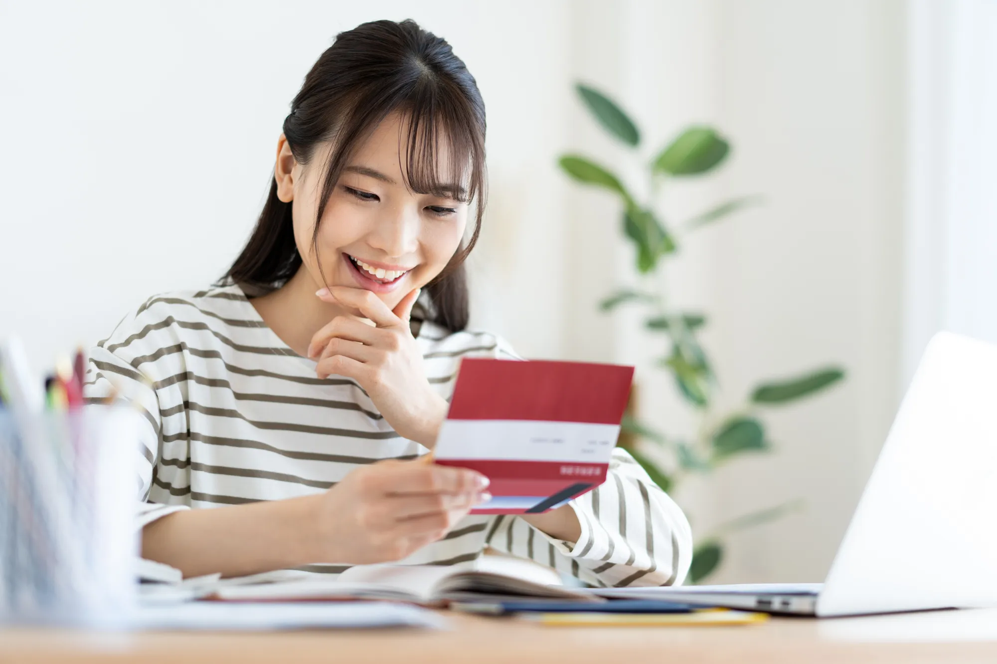 10万円借りる方法は？注意点や返済シミュレーションを解説